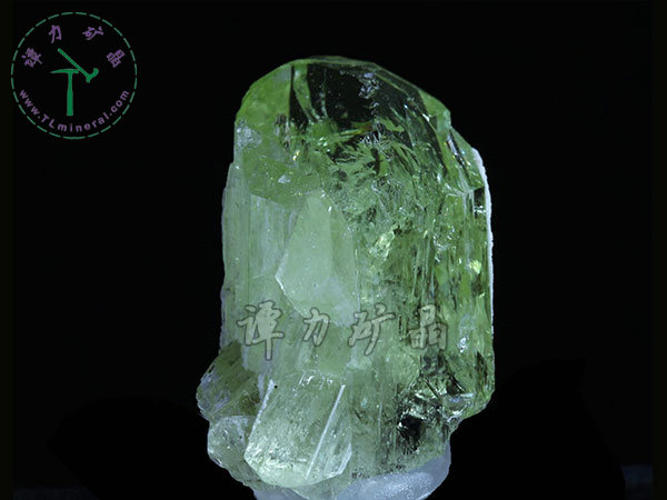 鉻透輝石，2.5x1.0x0.5,坦桑尼亞