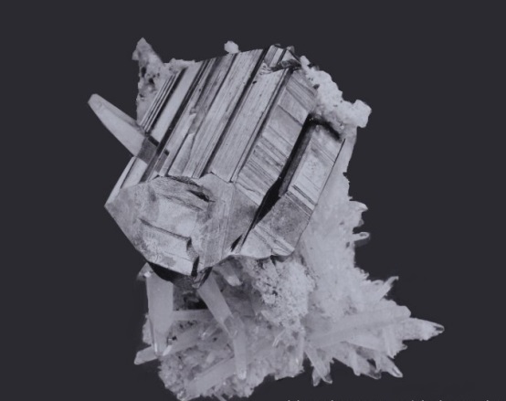 長沙市譚力礦產品有限公司,長沙礦產品銷售,工藝品銷售,鉆石飾品批發(fā)